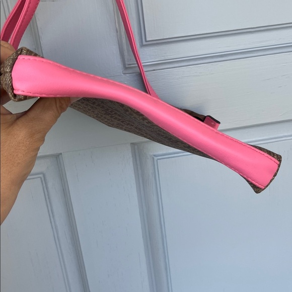 Juicy Couture Chestnut Chino Crossbody, Excellent Condition! - Picture 7 of 11